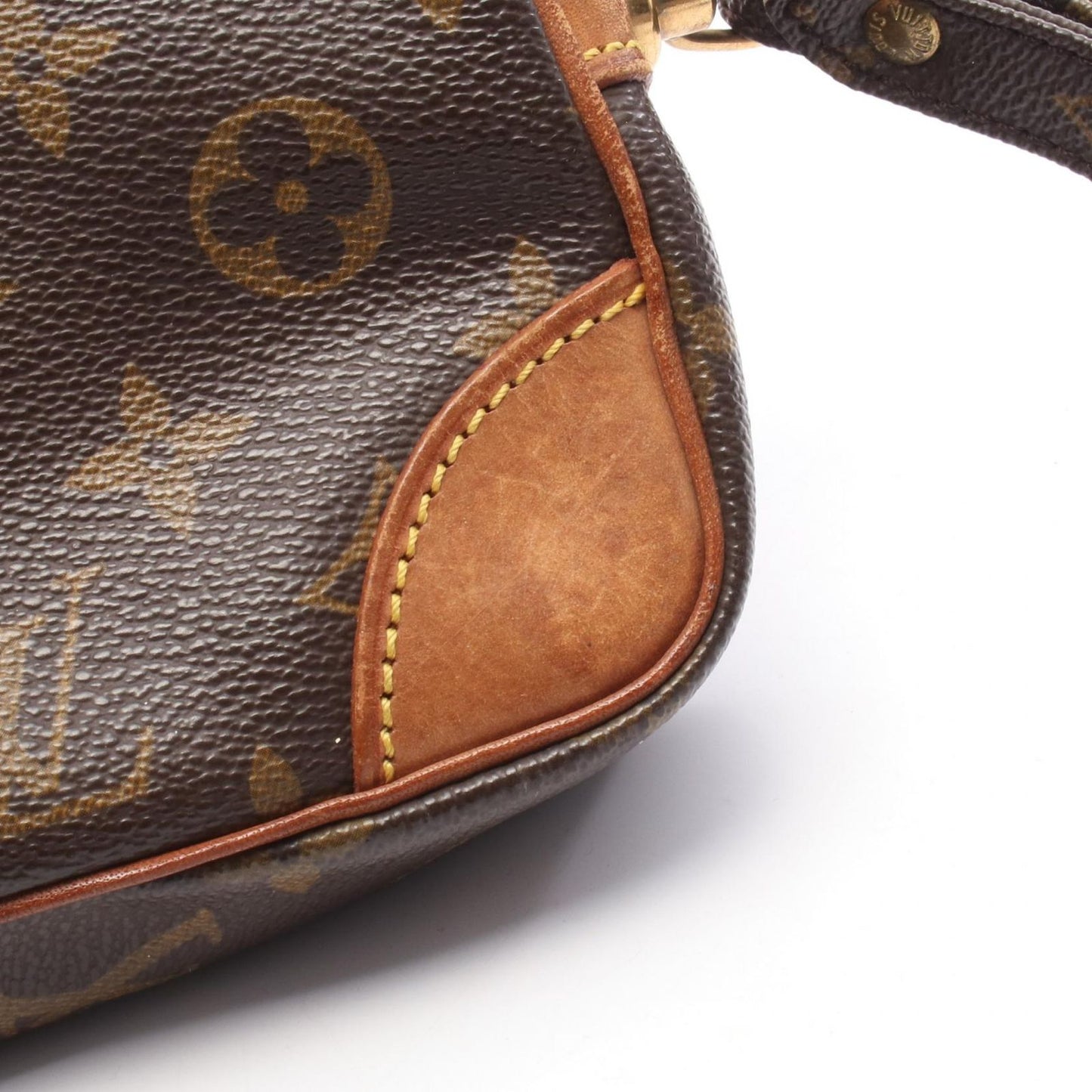 Louis Vuitton Monogram Marli Dragonne PM Clutch Bag - Timeless Elegance