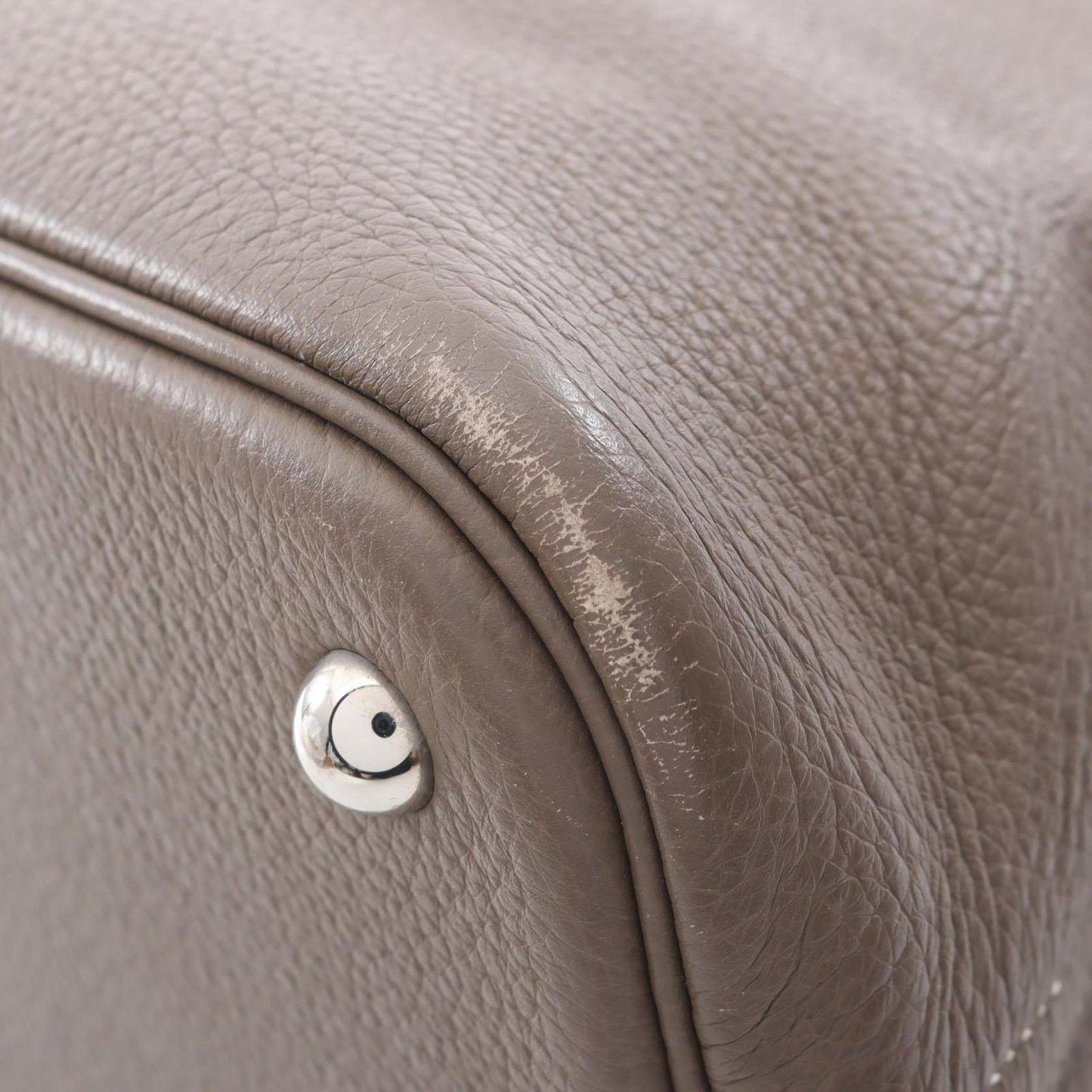 HERMES Bolide 31 Handbag in Etoupe - Timeless Elegance