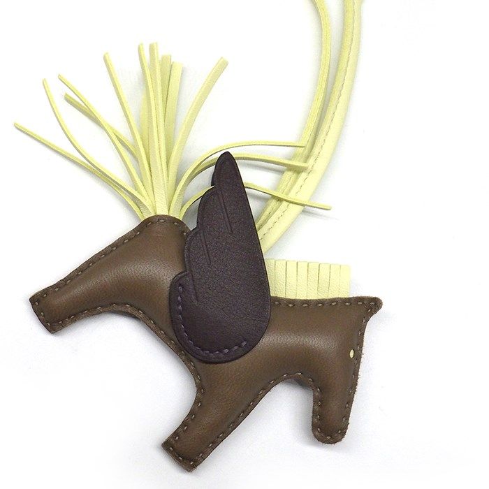 HERMES Rodeo Pegasus PM Bag Charm - 2024 Étaupe/Jaune Milton/Rouge Ash