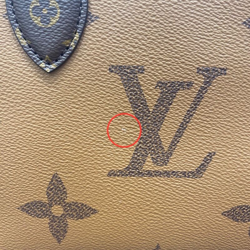 Louis Vuitton OnTheGo PM Monogram Giant Reverse Shoulder Bag