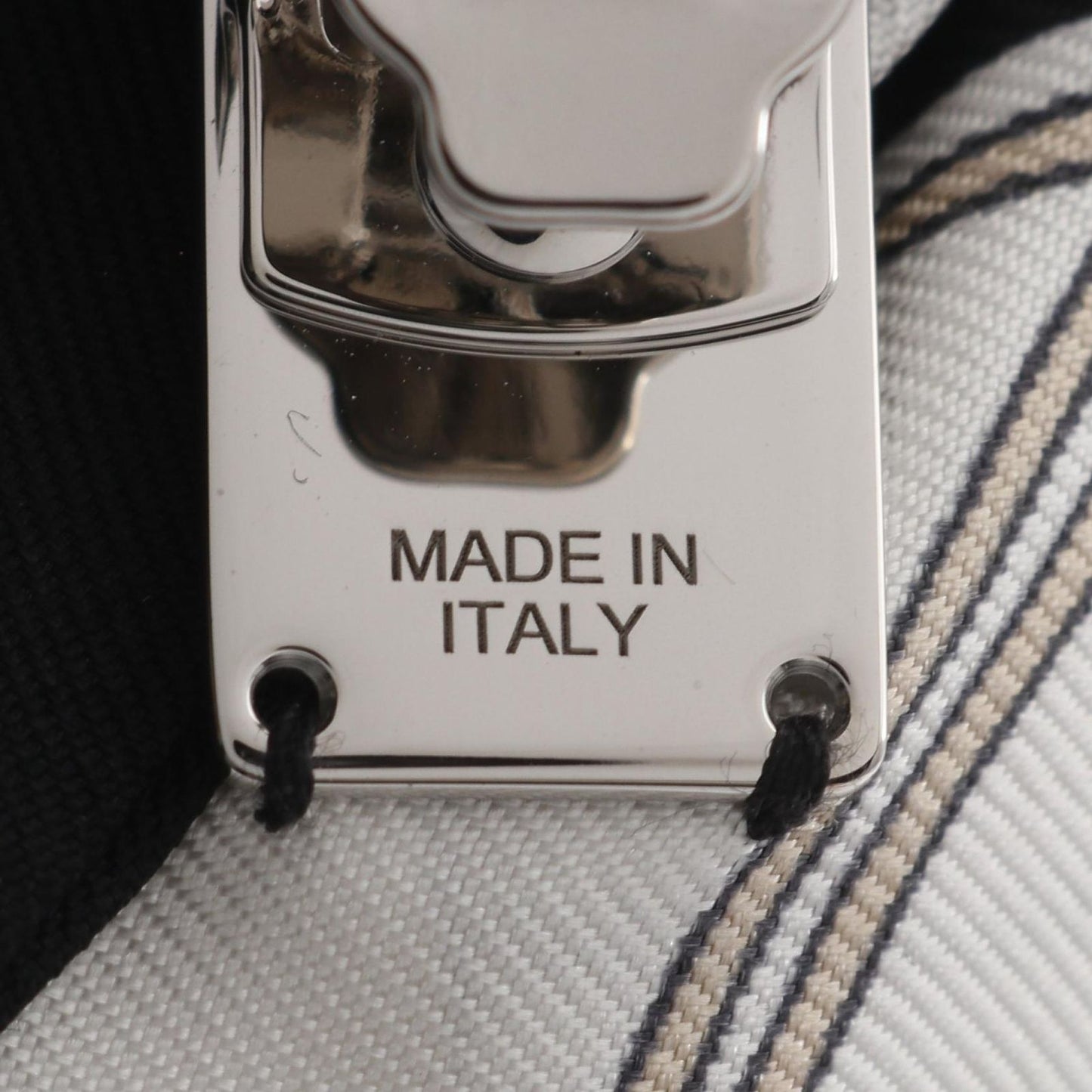 HERMES Ex-Libris Grunel Barrette - Timeless Elegance