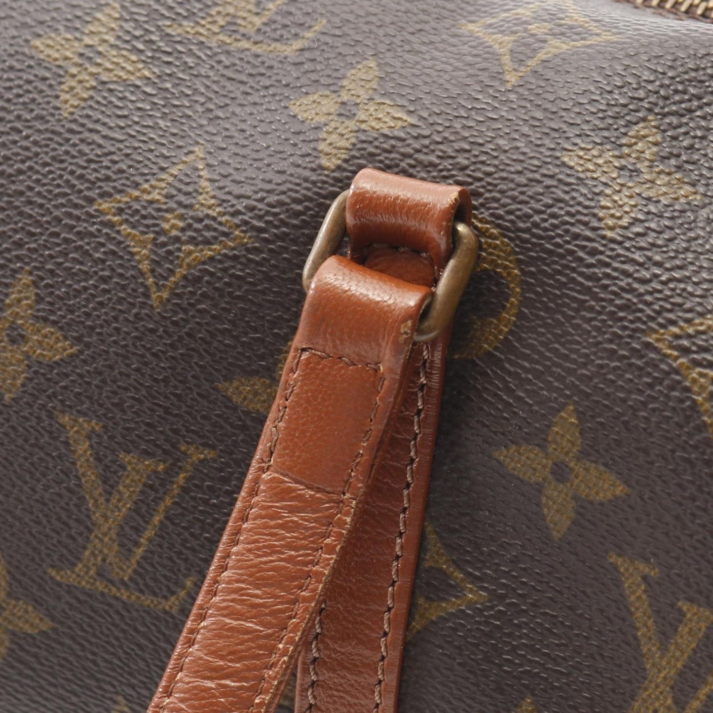 Louis Vuitton Papillon 30 Monogram Handbag - Timeless Elegance
