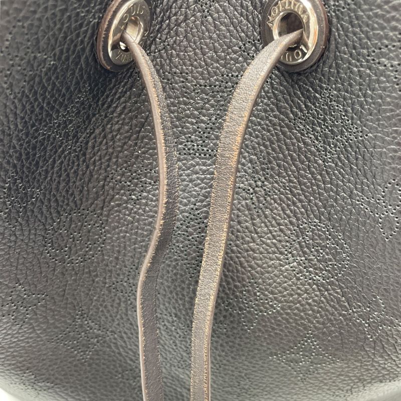 Louis Vuitton Murié Noir Mahina Leather Shoulder Bag - Exquisite Craftsmanship