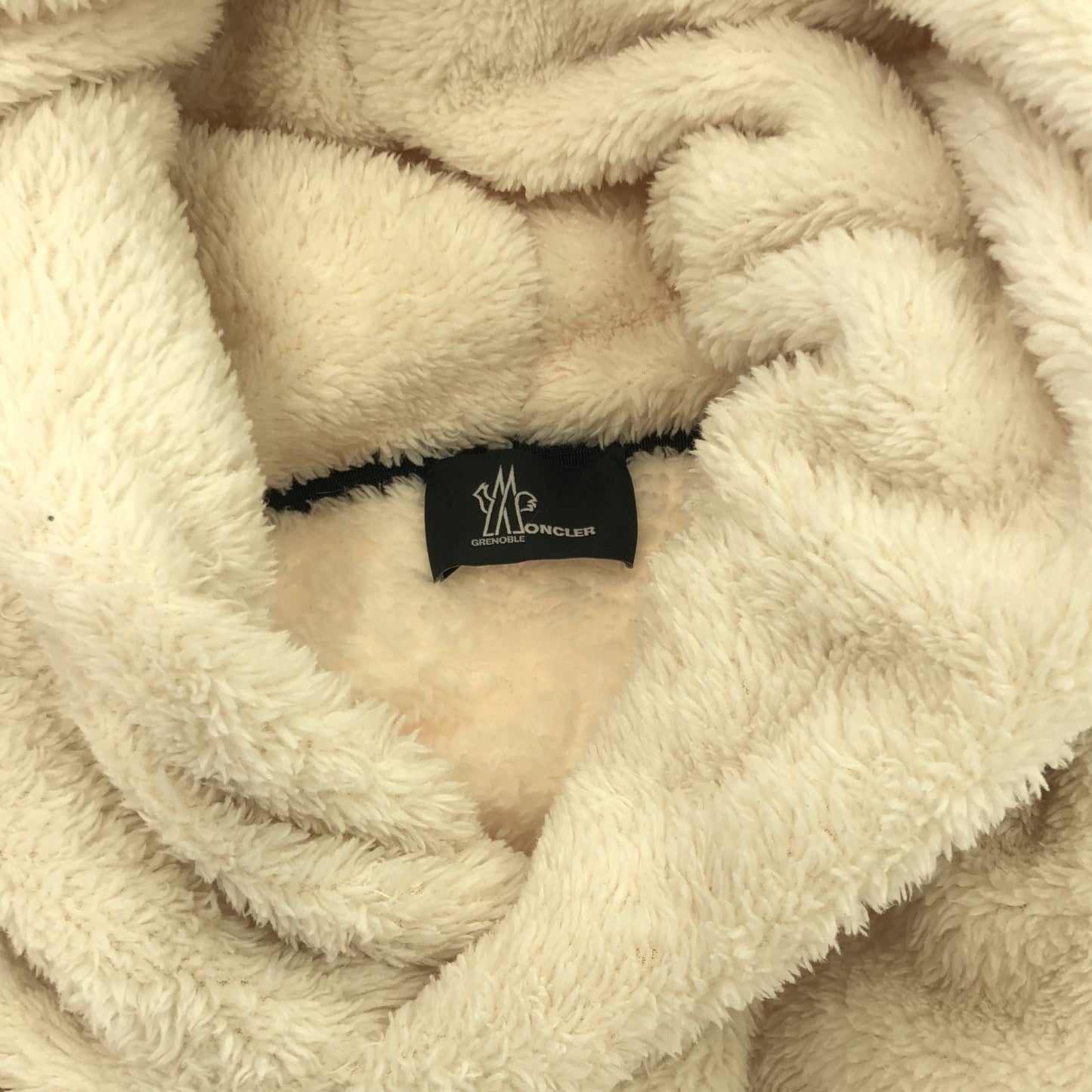 MONCLER GRENOBLE Off-White Pullover Hoodie - Exquisite Craftsmanship