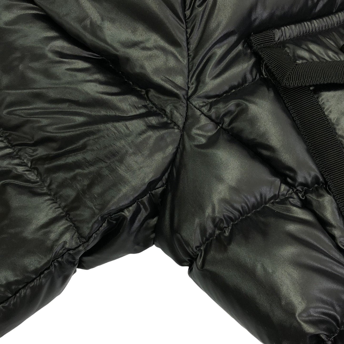 MONCLER Women's Down Jacket - Timeless Elegance in Black