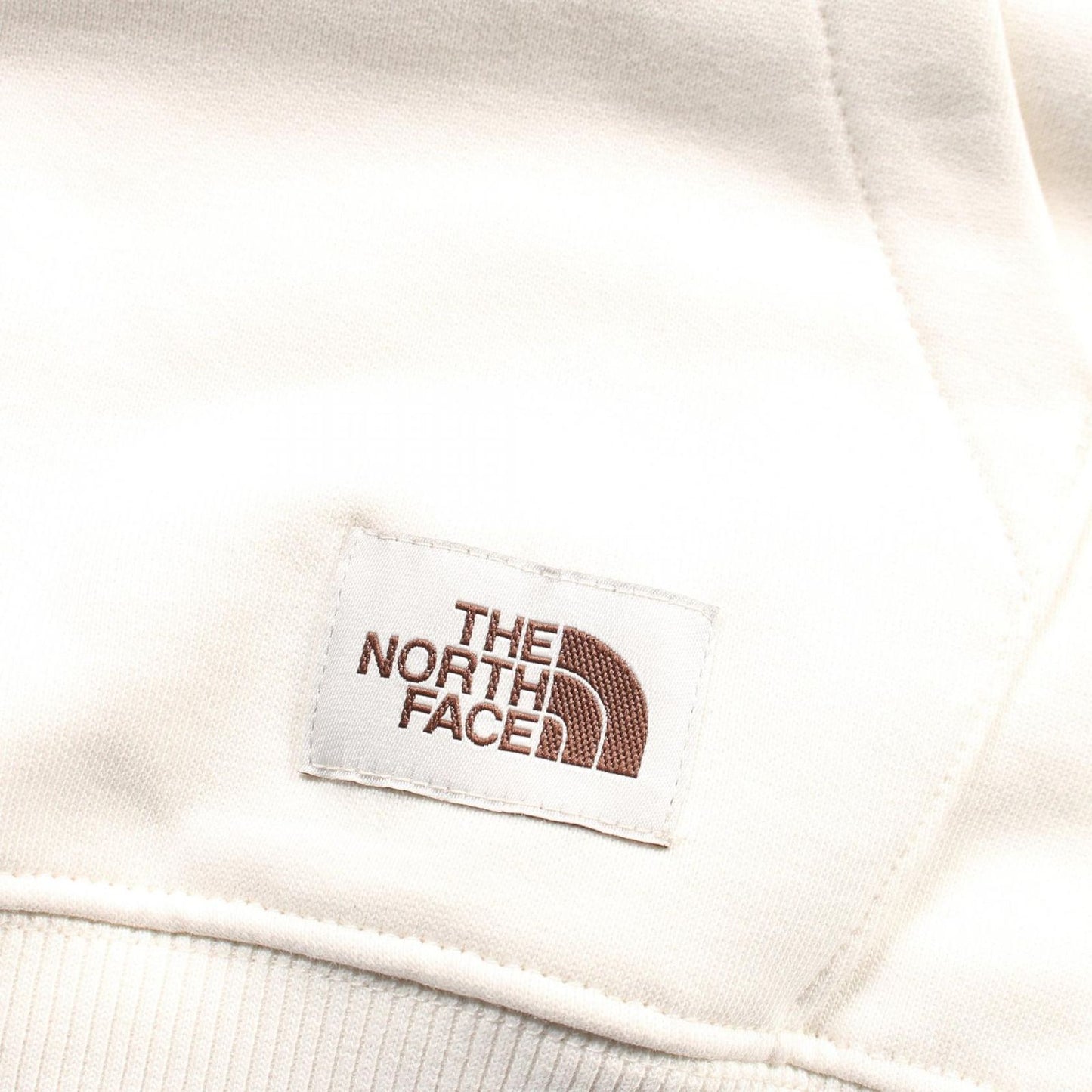 THE NORTH FACE White Cotton Hoodie - Timeless Style & Comfort
