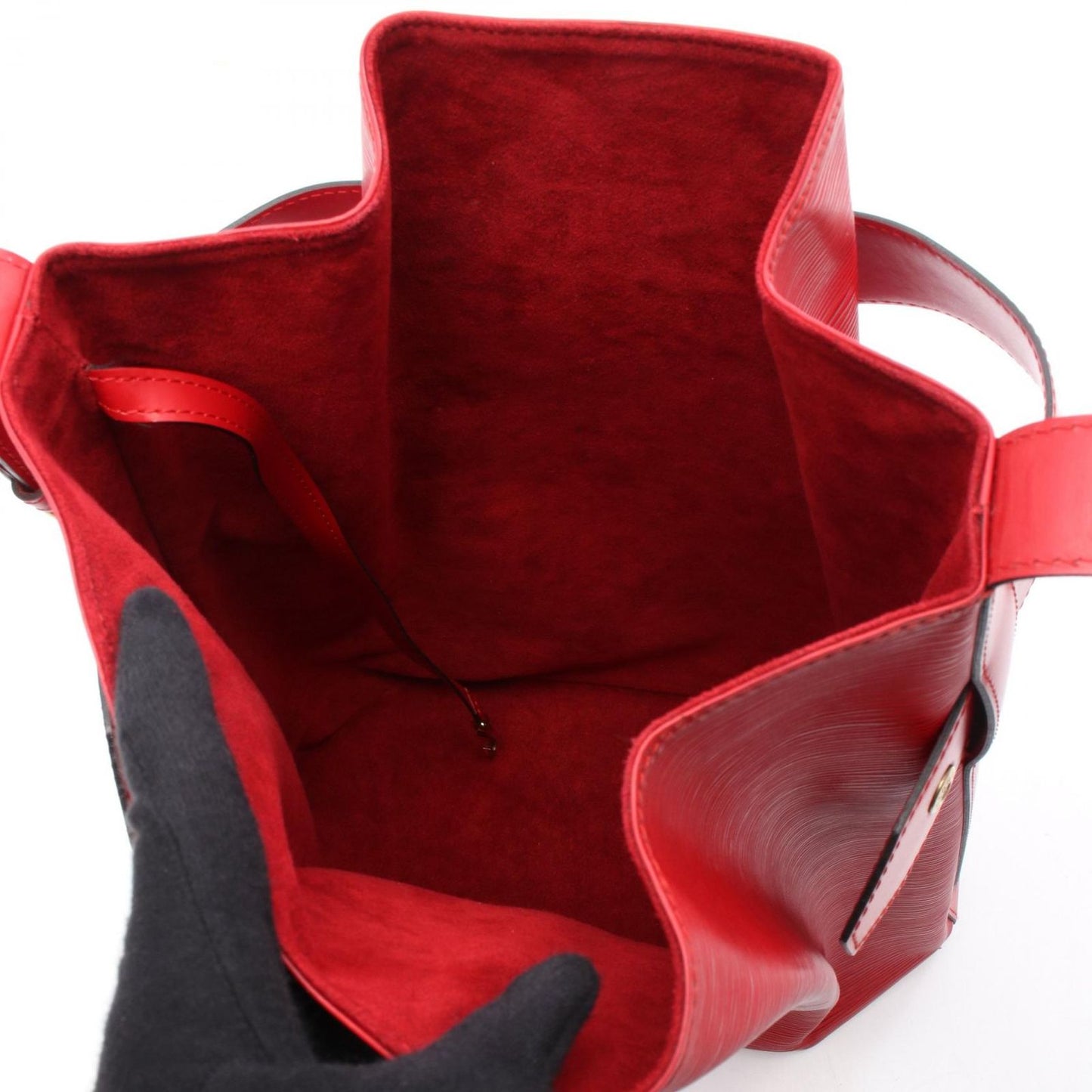 Louis Vuitton Sac De Paille PM in Castilian Red - Exquisite Craftsmanship