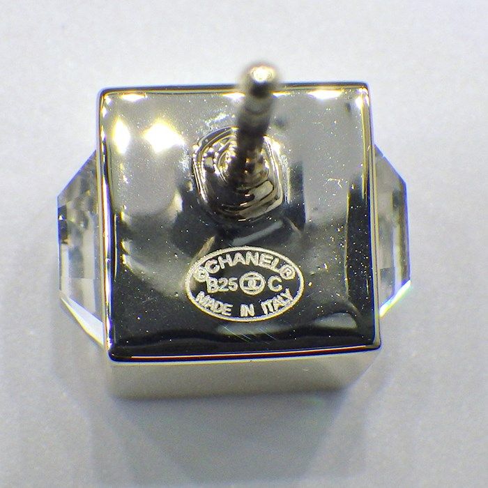 CHANEL Coco Mark Cube Earrings with Rhinestones - 2025 Cruise Collection