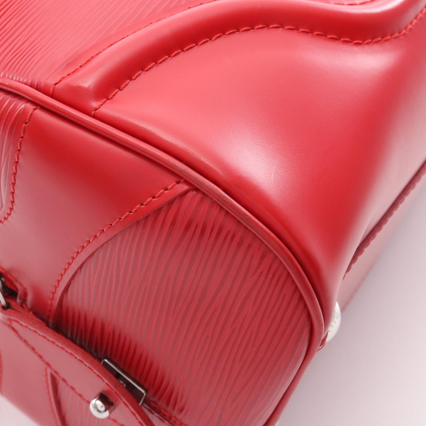 Louis Vuitton Bowling Montaigne PM Handbag in Rouge Epi Leather