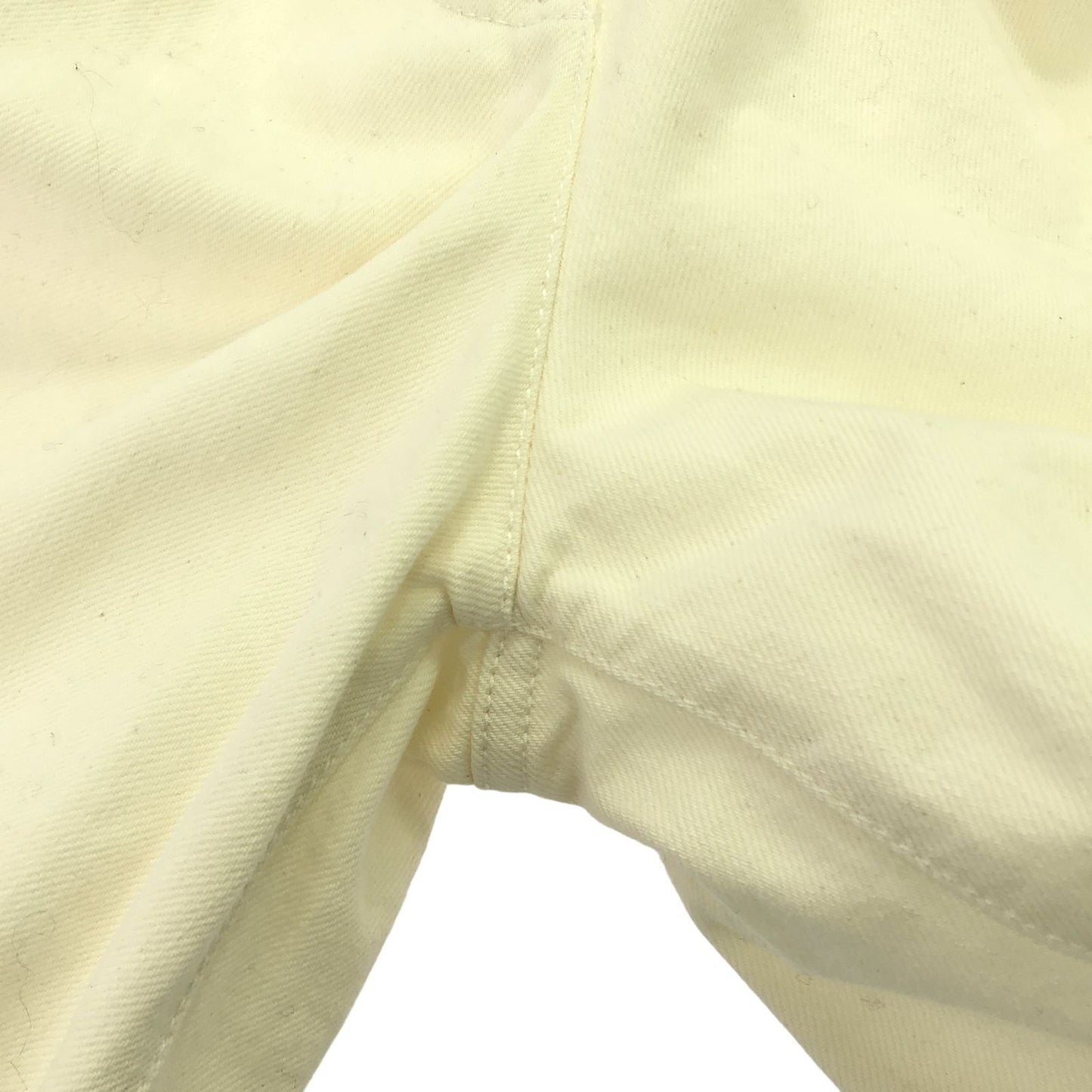 FENDI Women's White Cotton Shorts - Timeless Elegance