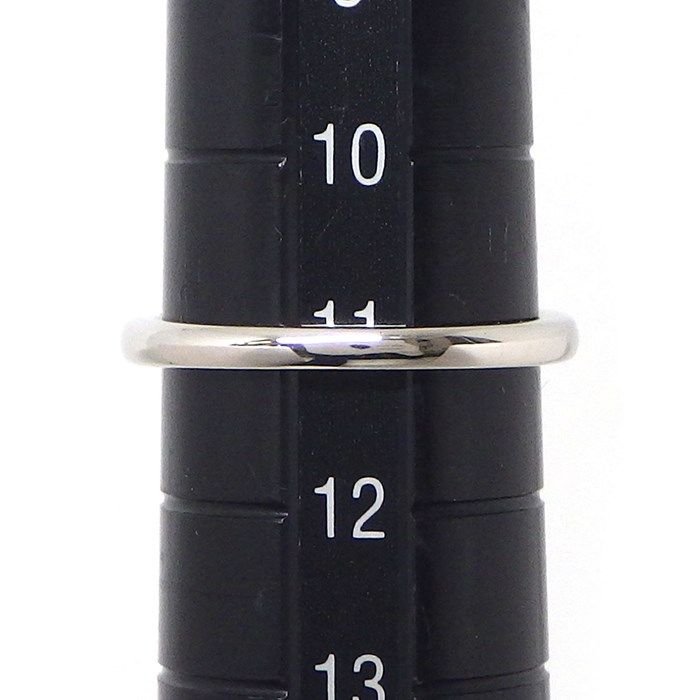 Heart-Shaped Diamond Ring with Round Cut Diamonds - 0.413ct