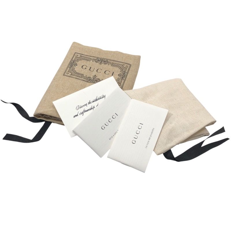 GUCCI Petit GG 2Way Shoulder Bag in Black Leather - Timeless Elegance