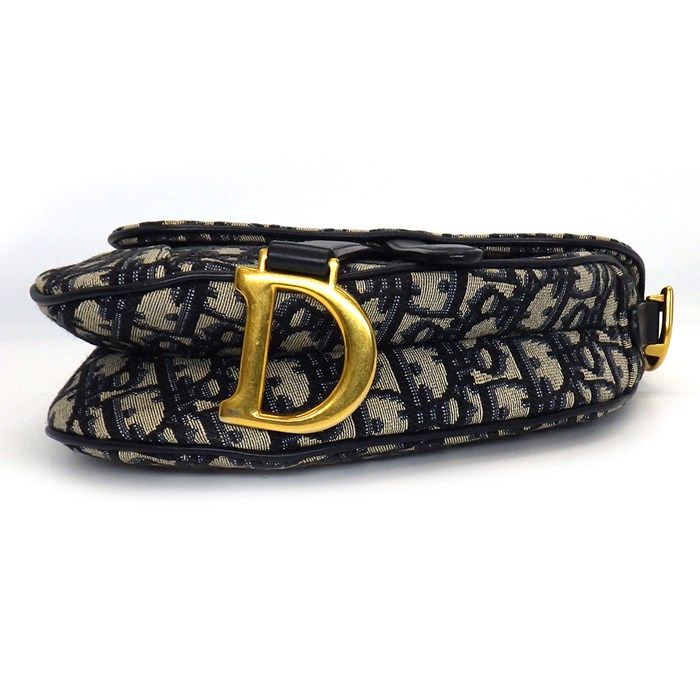 Dior Saddle Mini Oblique Handbag in Navy & Beige - Exquisite Craftsmanship