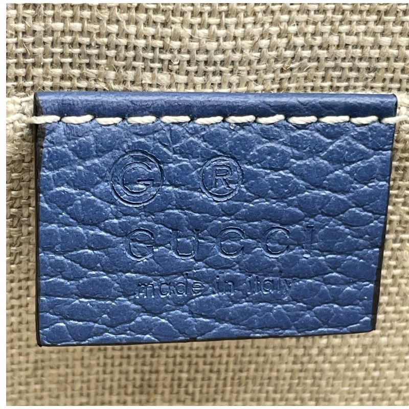 GUCCI Interlocking G Chain Shoulder Bag in Blue Leather