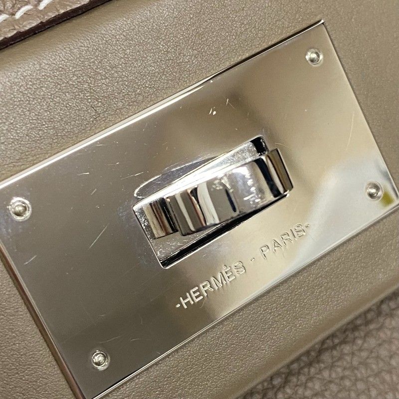 HERMES Vanquatre 29 Handbag in Etoupe with Silver Hardware