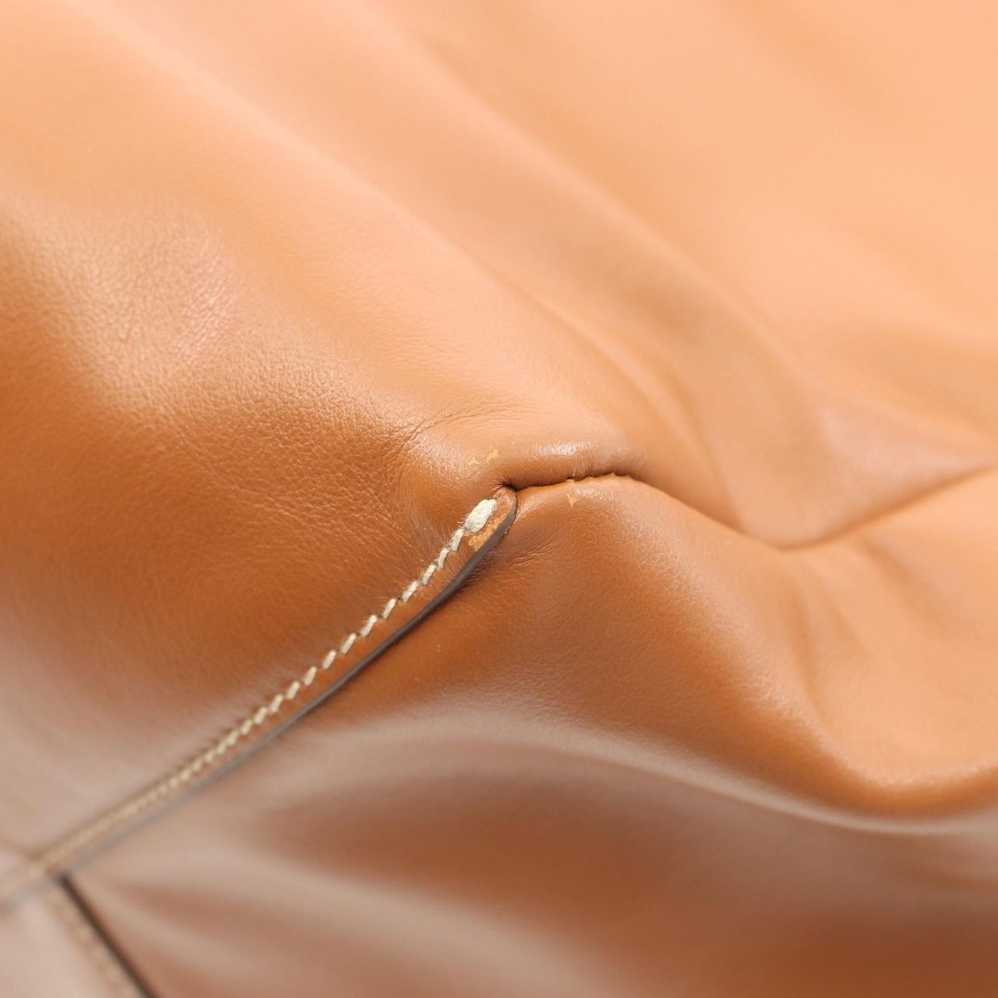Miu Miu Ivy Large Tote Bag in Cognac Leather - Exquisite Craftsmanship