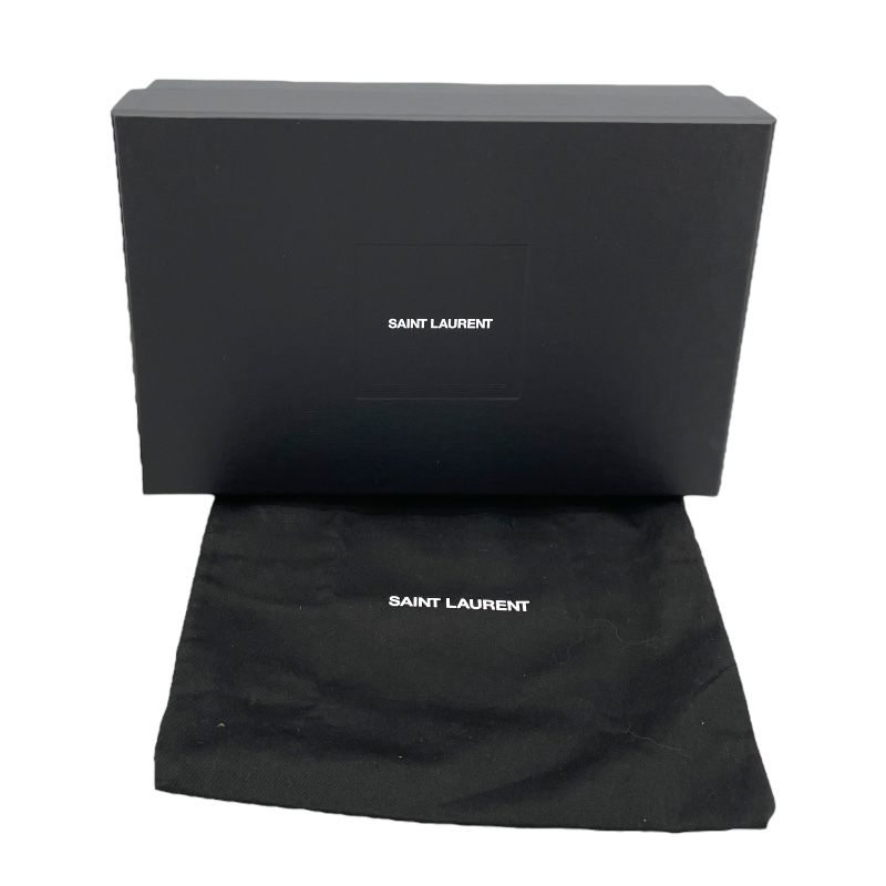 SAINT LAURENT Ivory Vinyl Chain Shoulder Bag - Exquisite Craftsmanship