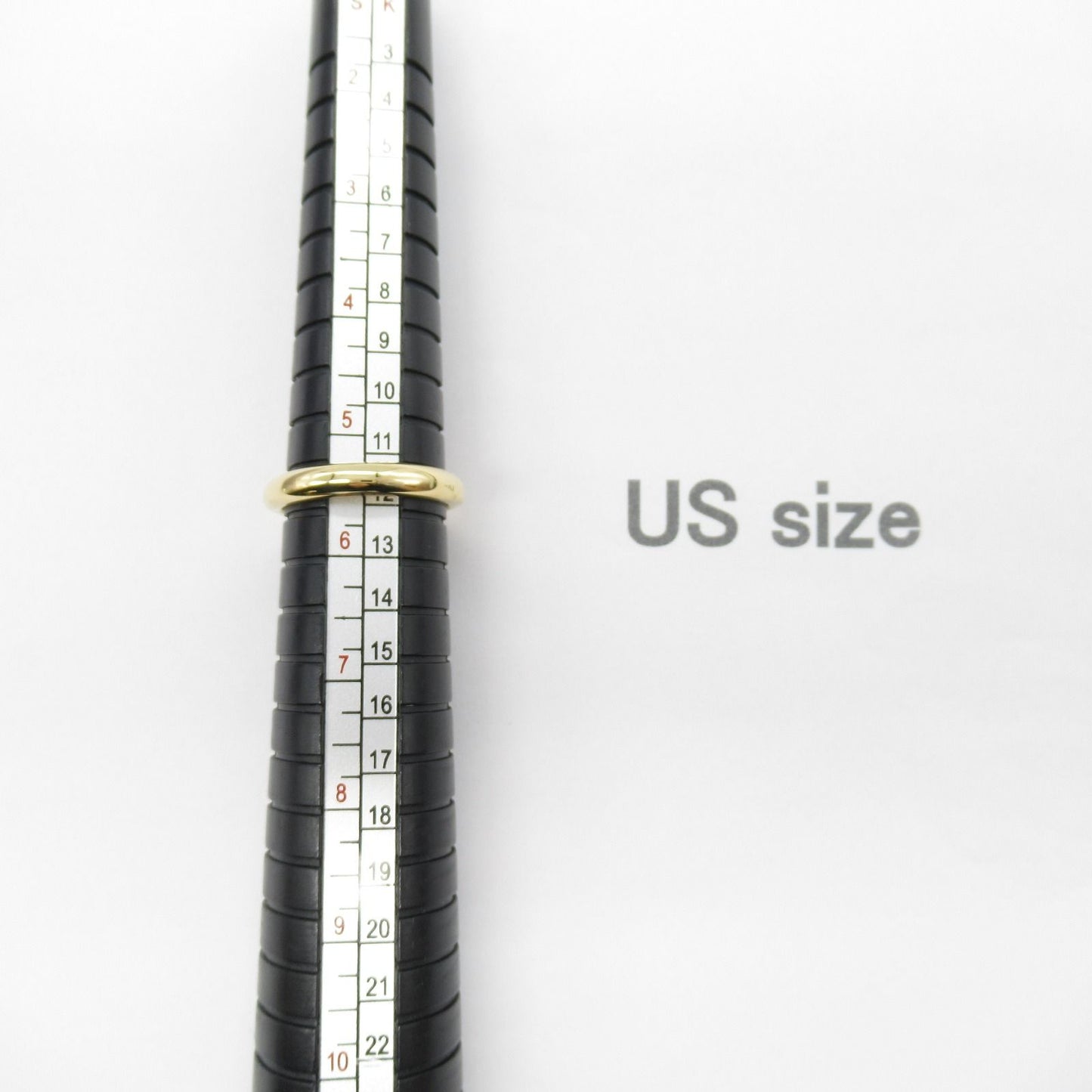 BVLGARI B.zero1 Mother of Pearl Ring in 18K Yellow Gold