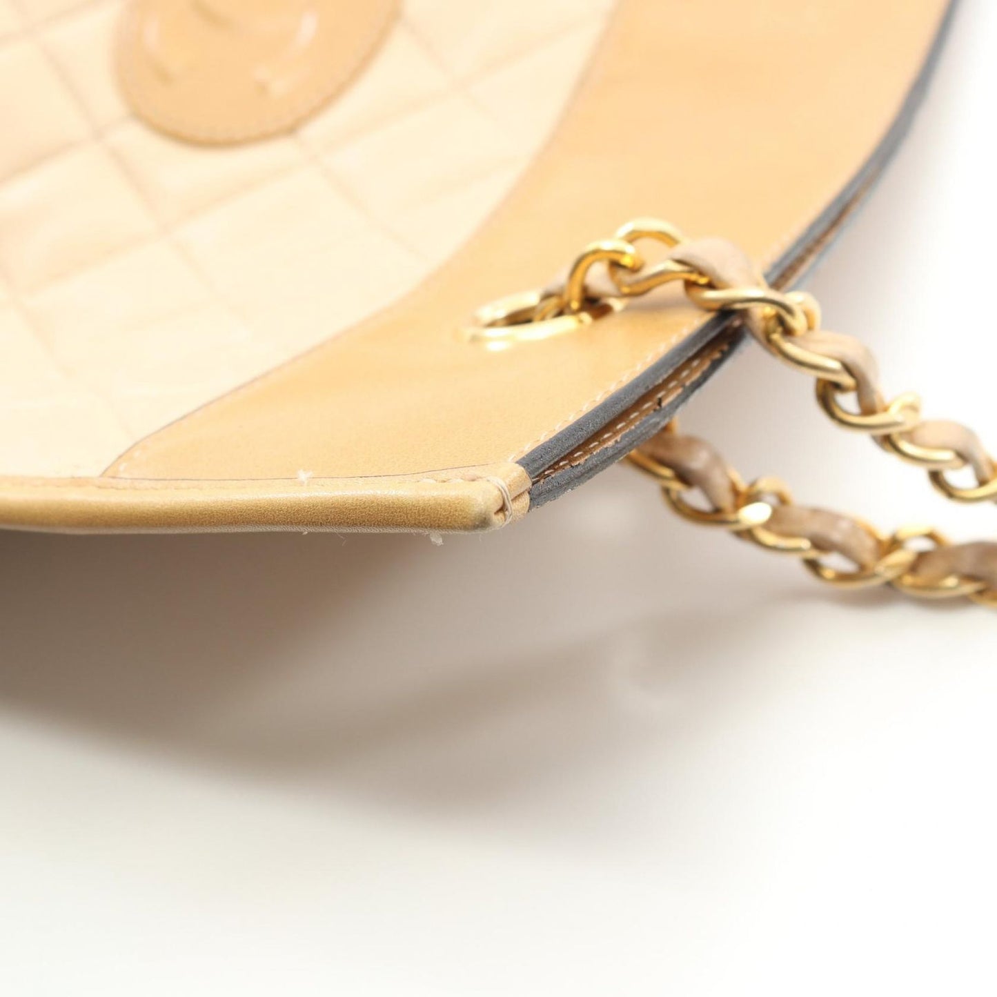 CHANEL Matelassé Tote Bag in Beige Lambskin - Timeless Elegance