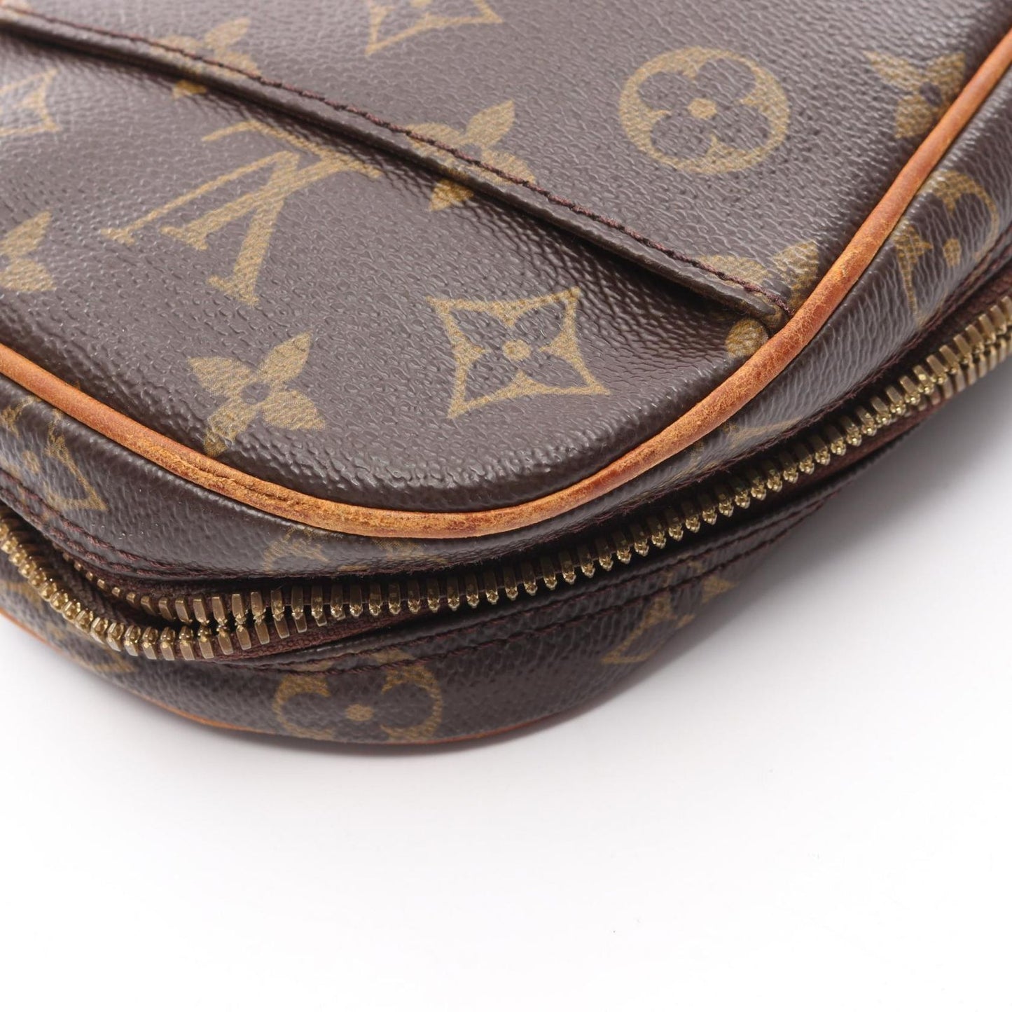 Louis Vuitton Monogram Pochette Gange Waist Bag - Timeless Elegance