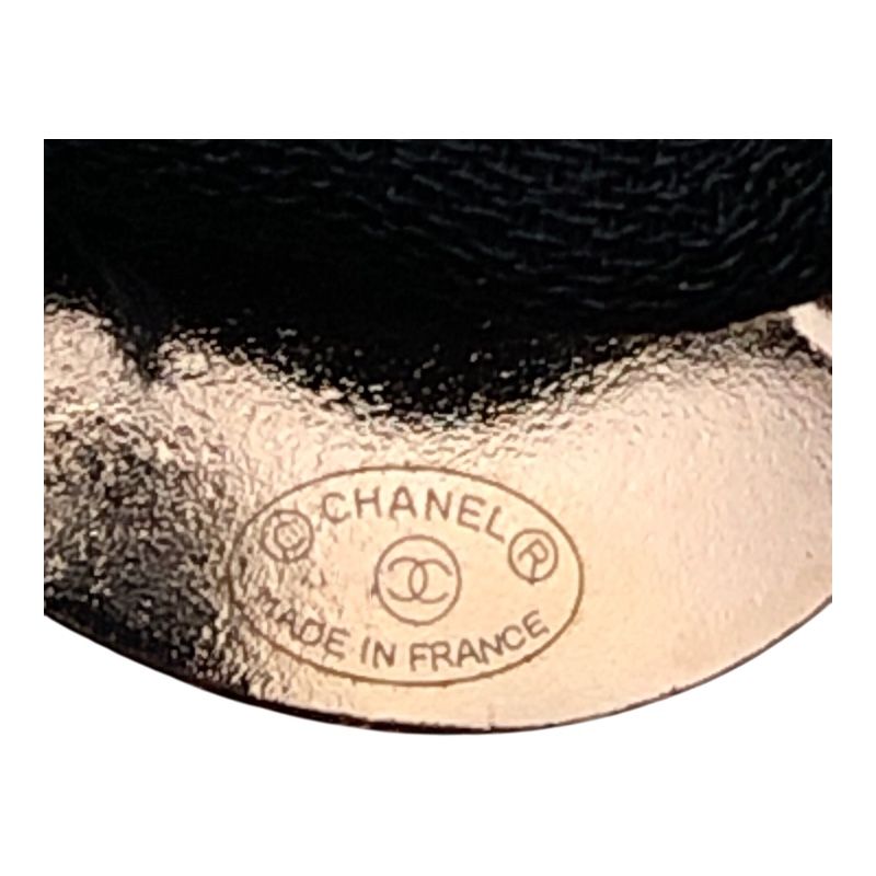 CHANEL Coco Mark Chouchou with Faux Pearls - Exquisite Hair Accessory