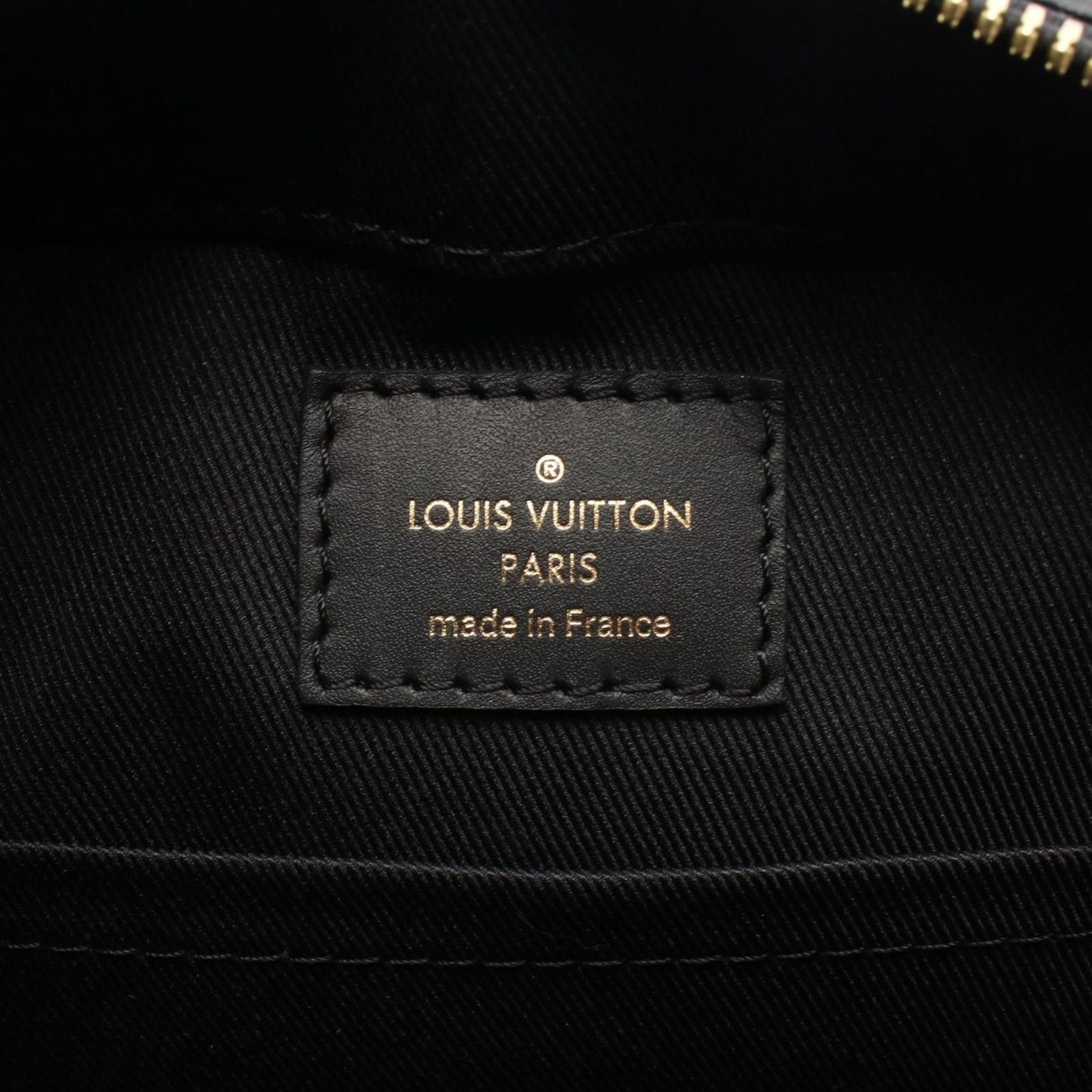 Louis Vuitton Santonge Monogram Noir Shoulder Bag - Timeless Elegance