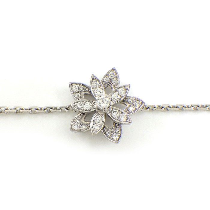 Van Cleef & Arpels Lotus Mini Bracelet in K18 White Gold with Diamonds