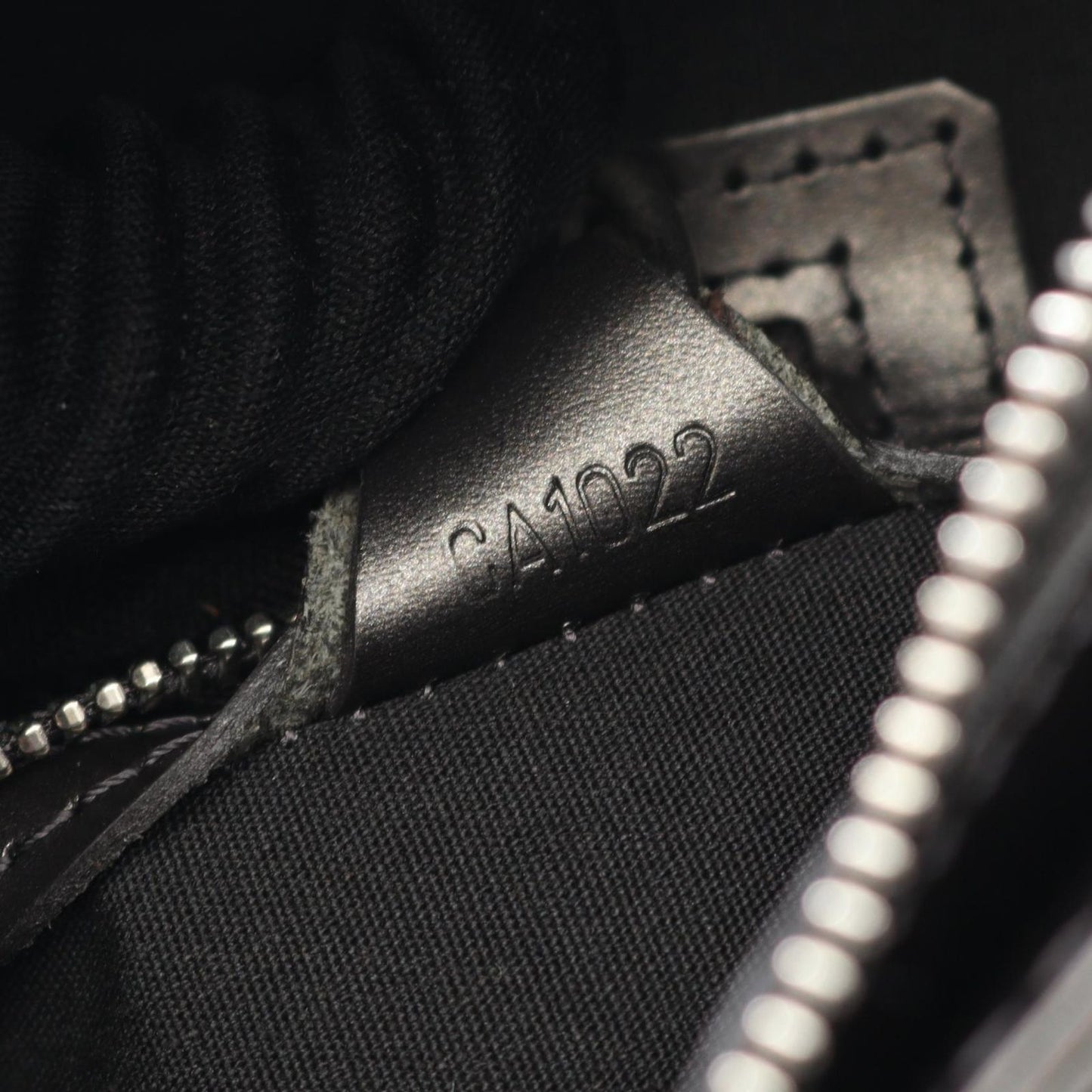 Louis Vuitton Stockton Monogram Matte Noir Handbag - Timeless Elegance