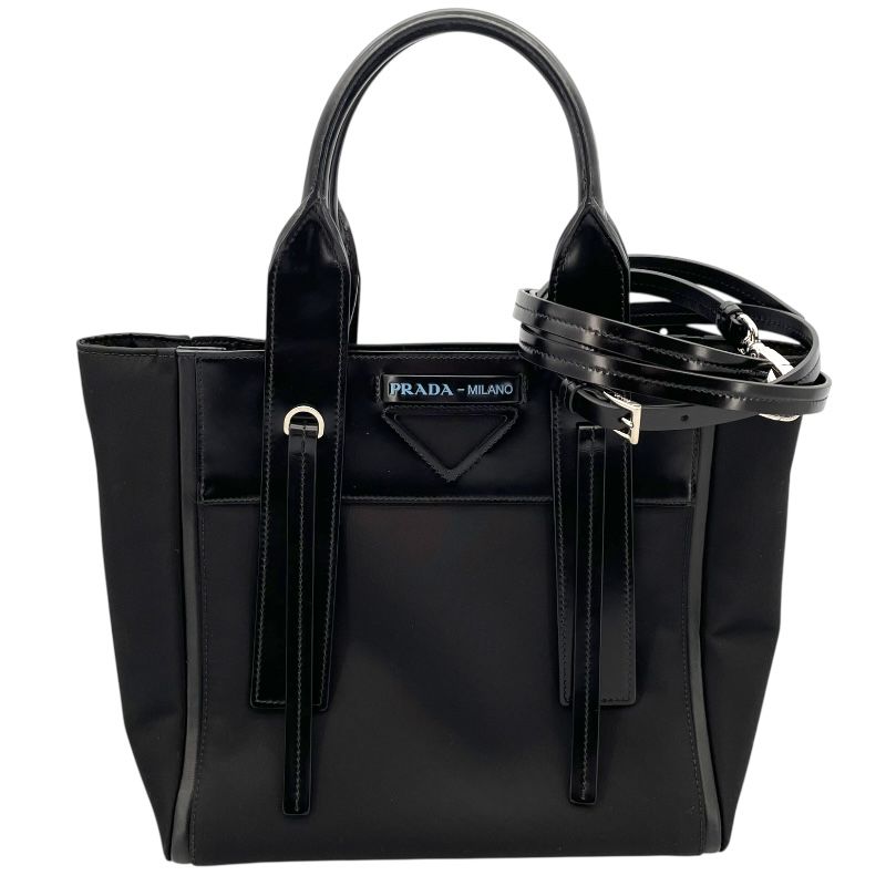PRADA Uveruchure Black Leather Handbag - Timeless Elegance