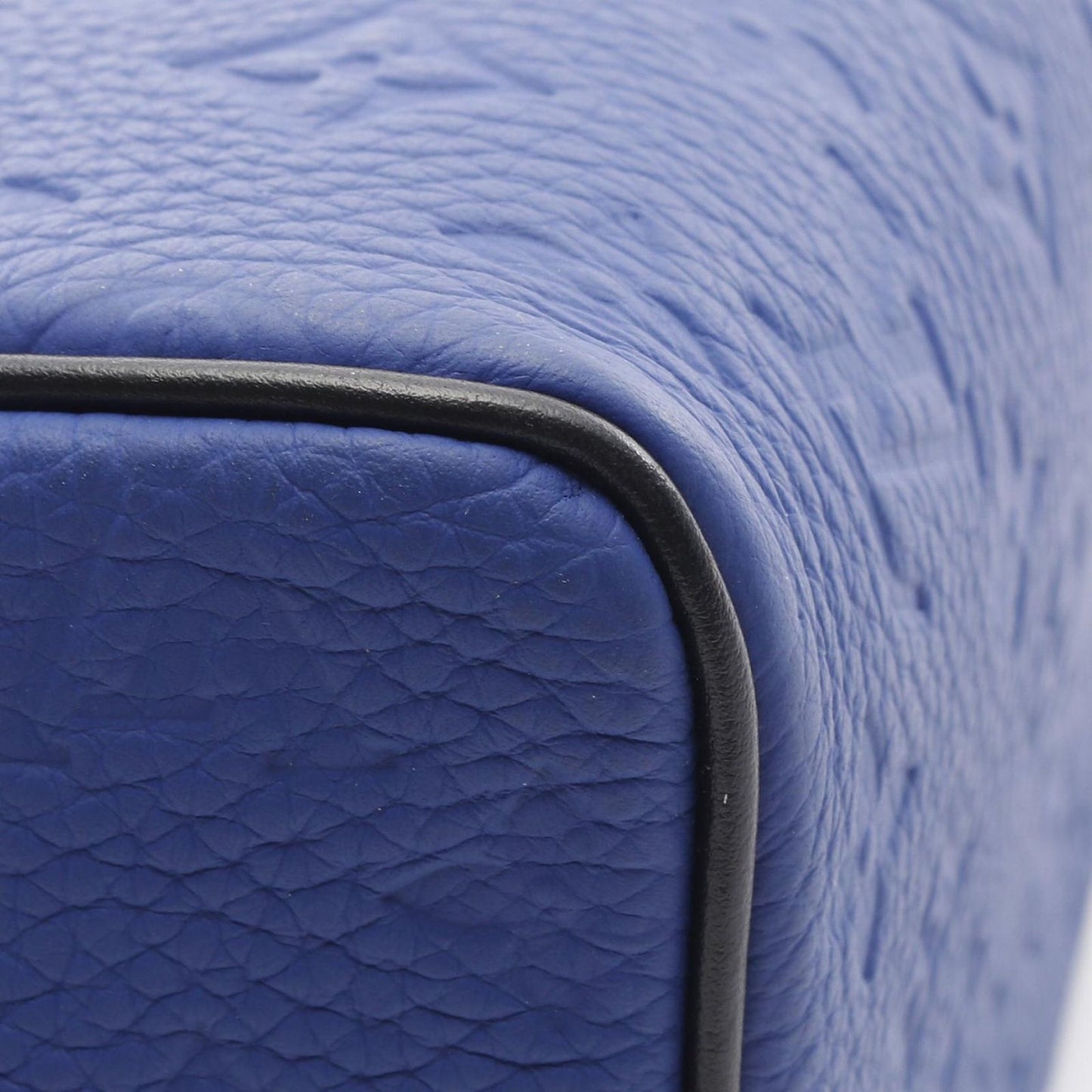 LOUIS VUITTON x NBA Cloak Dopp Kit Handbag - Blue Leather