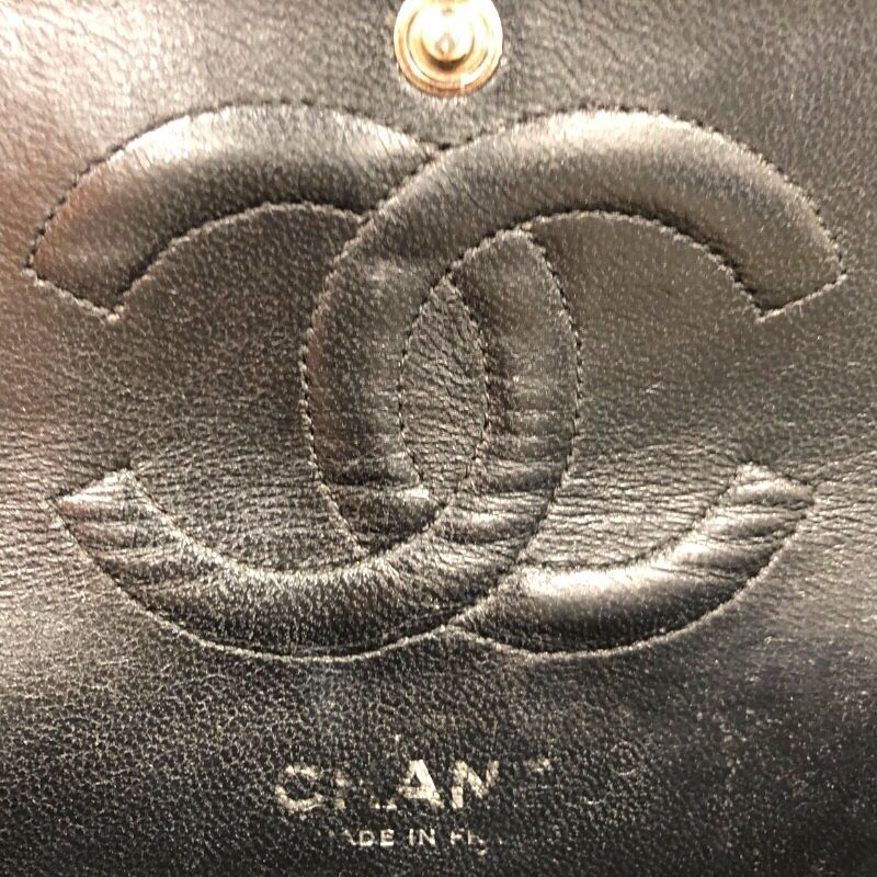 CHANEL Matelassé 25 Black Caviar Leather Shoulder Bag