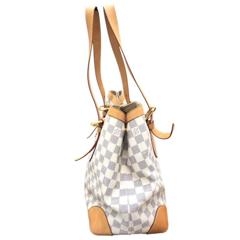 Louis Vuitton Hampstead MM Handbag - Timeless Elegance