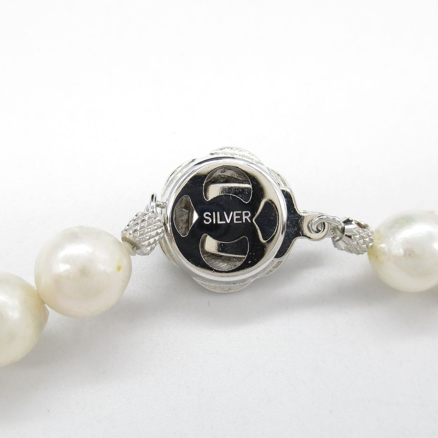 Elegant Pearl Necklace in Silver 925 - Timeless Luxury