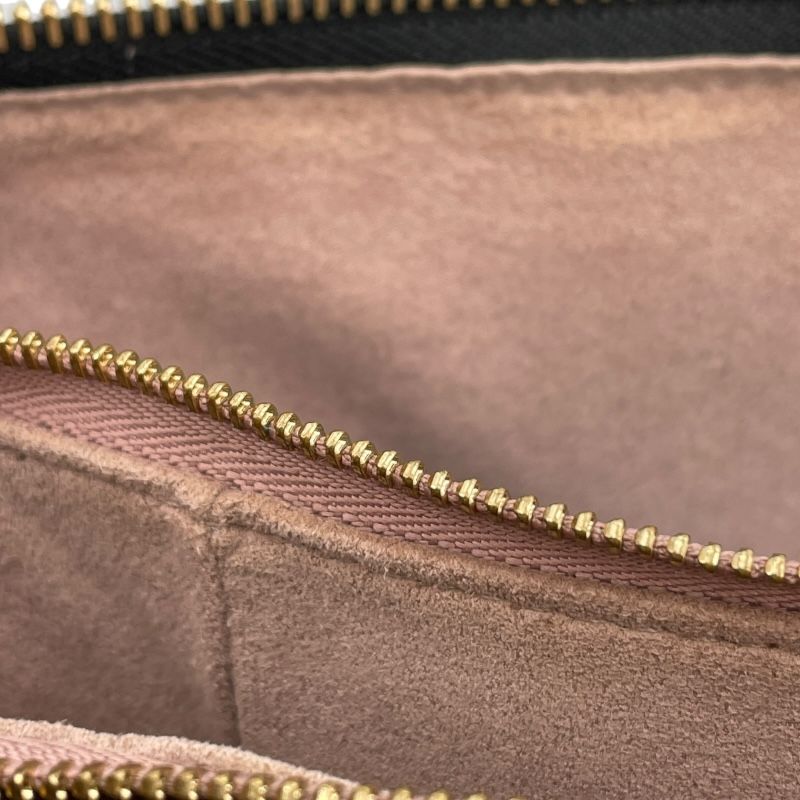 Louis Vuitton Pochette Coussin M57790 Noir Monogram Leather Shoulder Bag