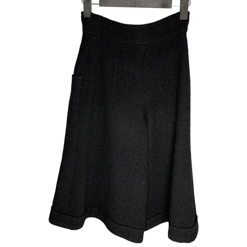 CHANEL Tweed Gaucho Pants P54700 in Black - Exquisite Craftsmanship