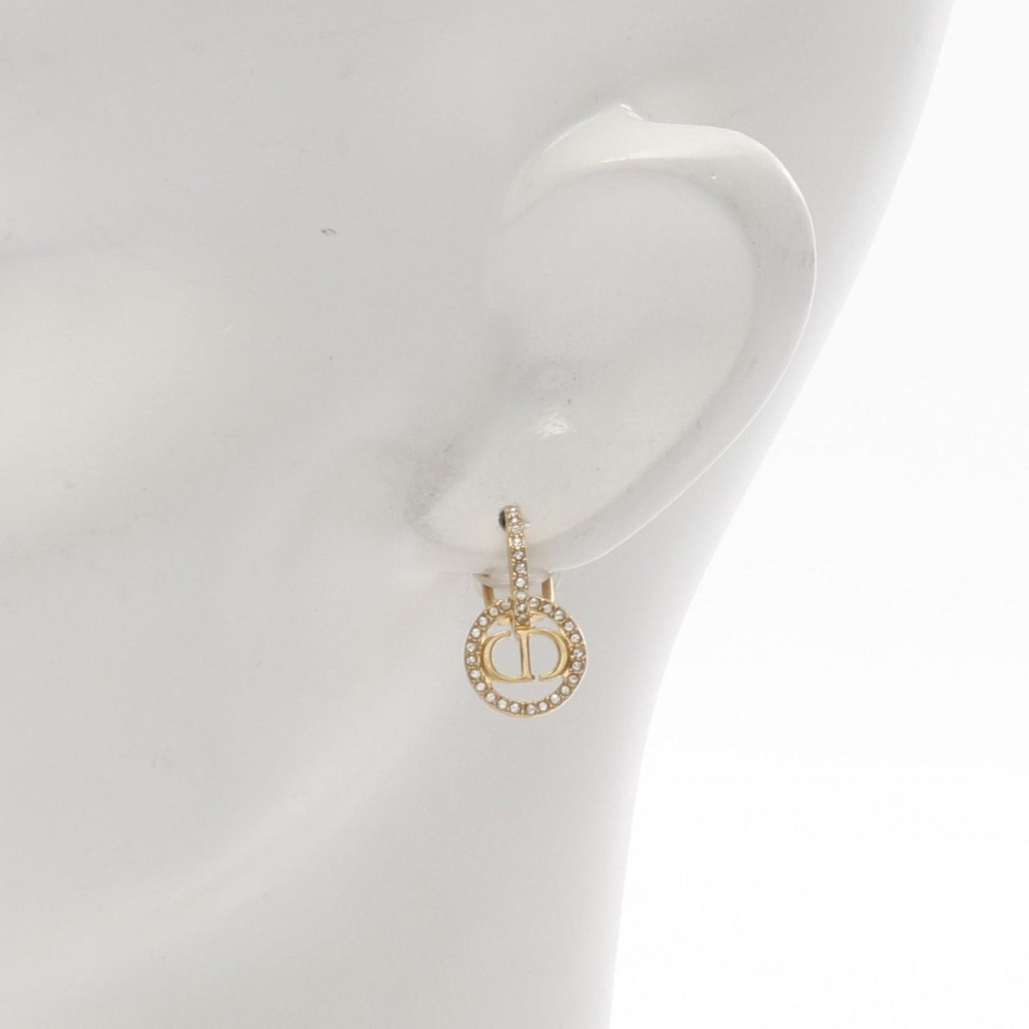 Dior Petit CD Clip Earrings in Gold - Exquisite Luxury