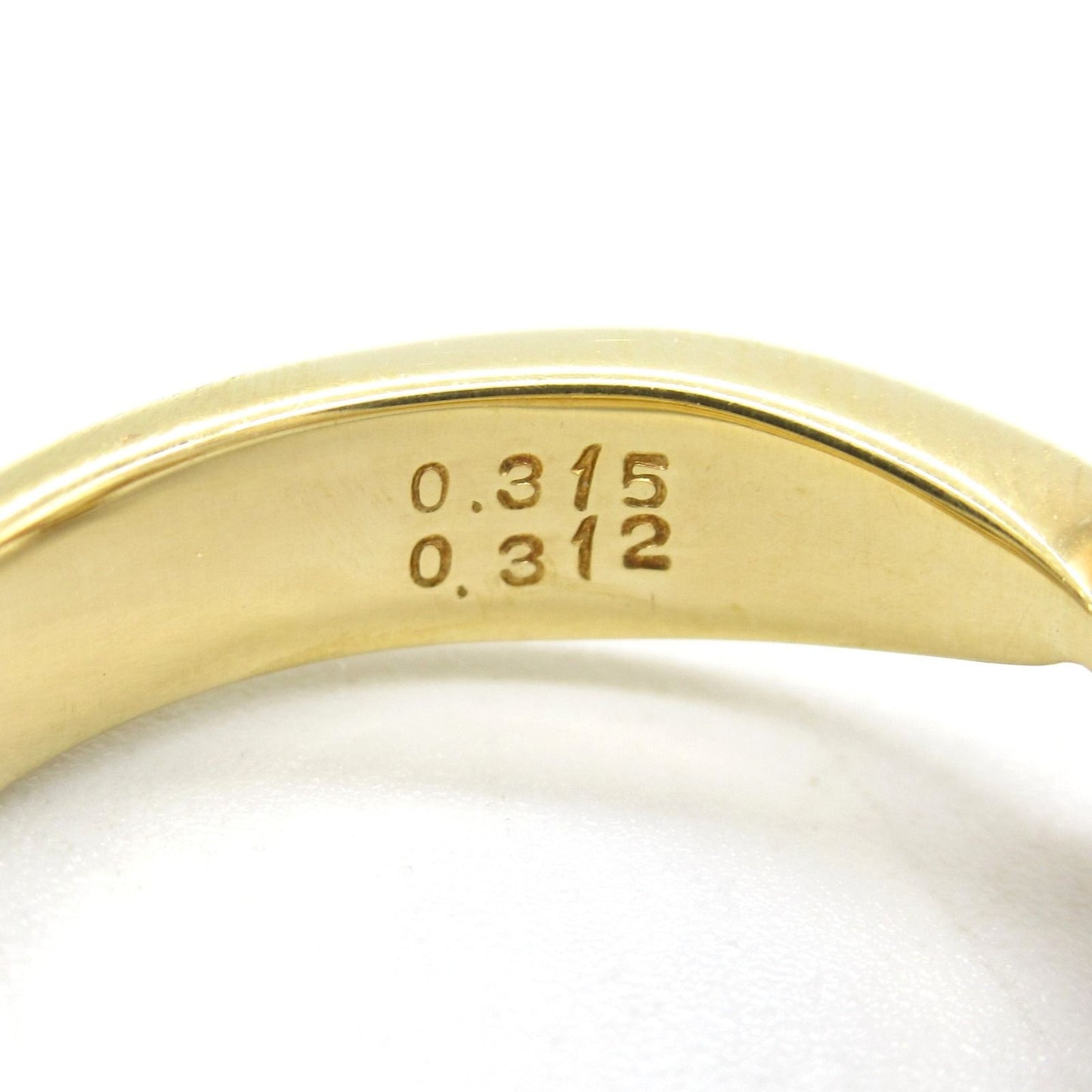 Exquisite K18 Yellow Gold Diamond Ring - Timeless Elegance