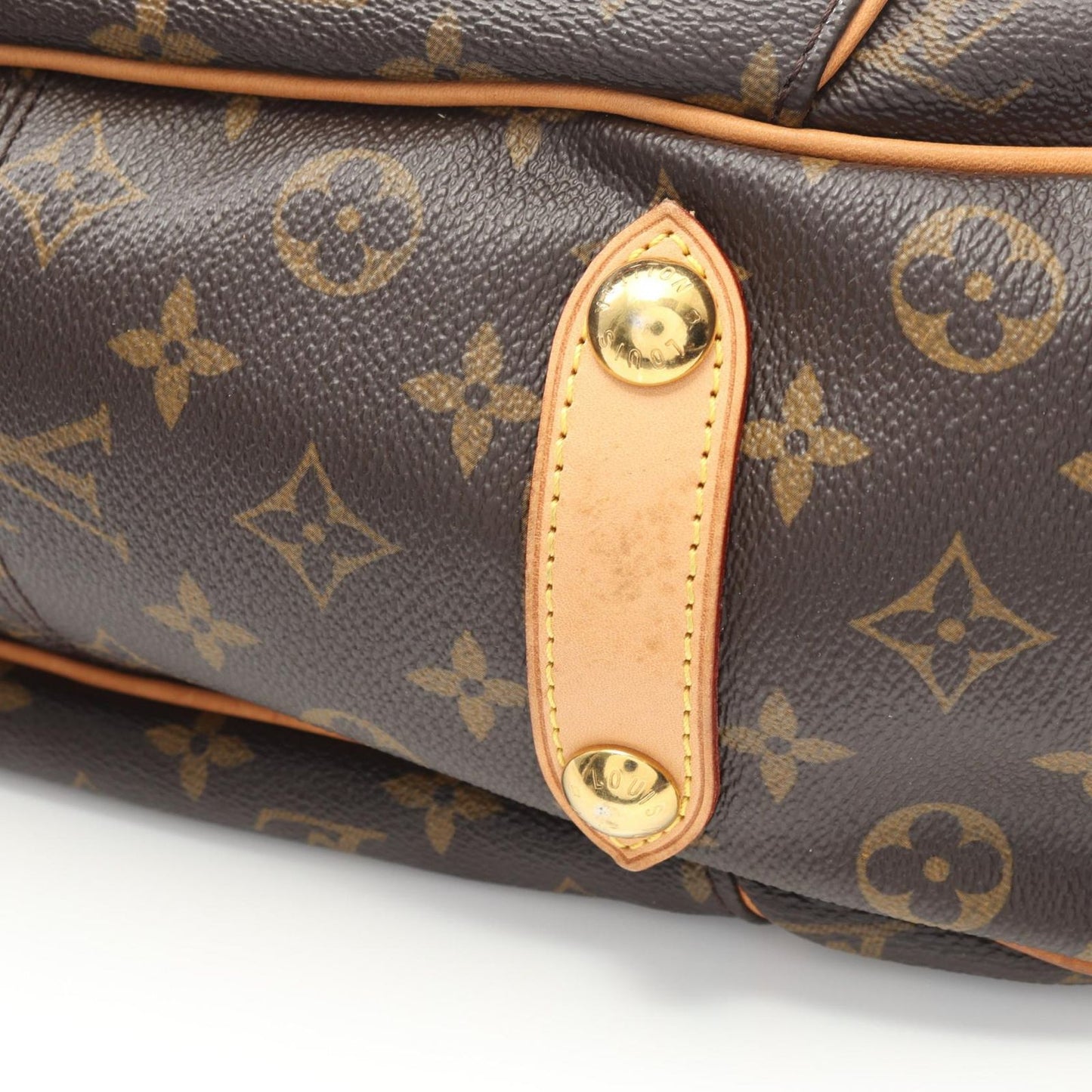Louis Vuitton Galliera PM Shoulder Bag - Timeless Elegance