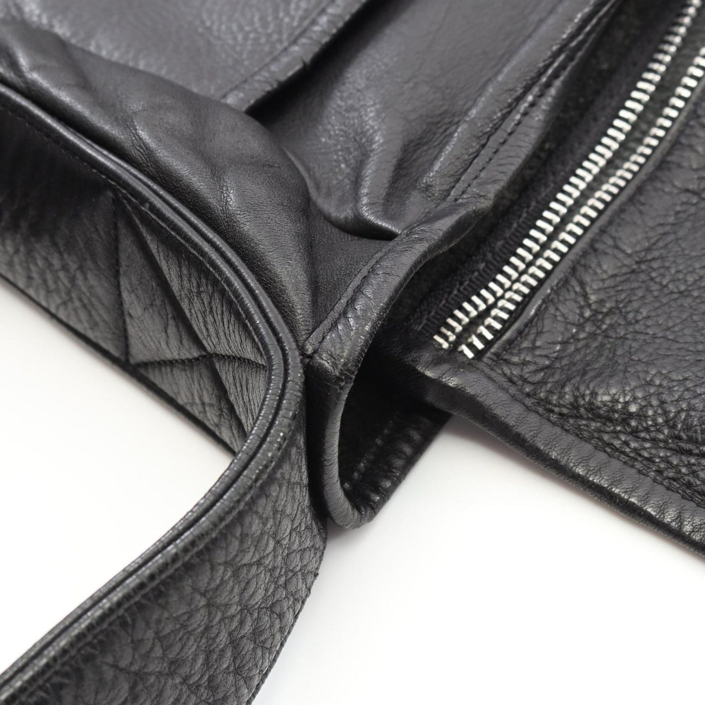 CHROME HEARTS Black Leather Shoulder Bag - Timeless Elegance