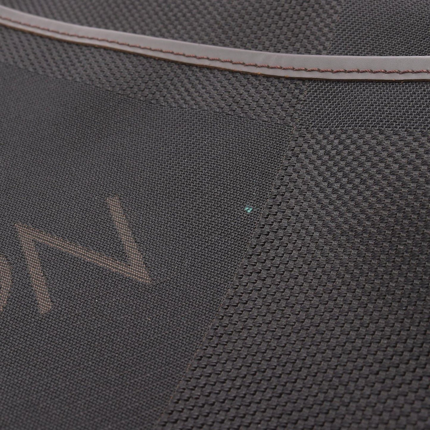 Louis Vuitton Messager NM Damier Ébène Noir Shoulder Bag - Timeless Elegance