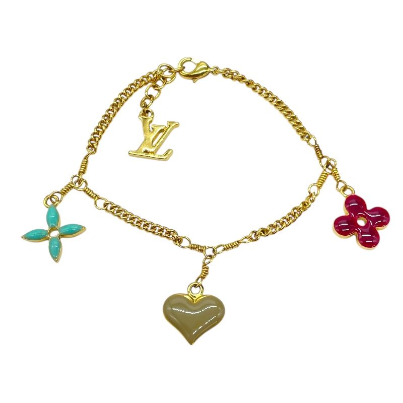 Louis Vuitton Sweet Bracelet - Exquisite Gold Jewelry