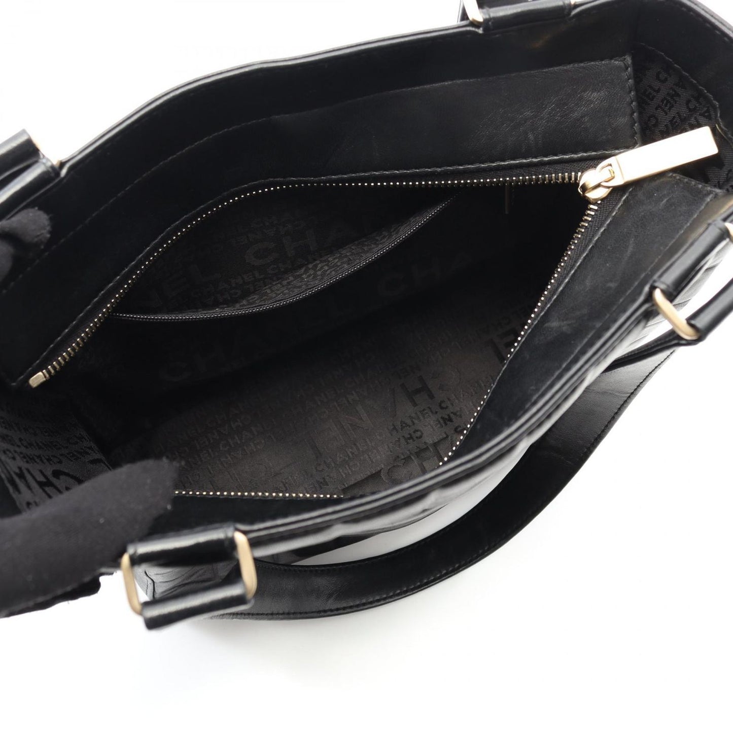 CHANEL Chocolate Bar Tote Bag in Black Lambskin - Timeless Elegance