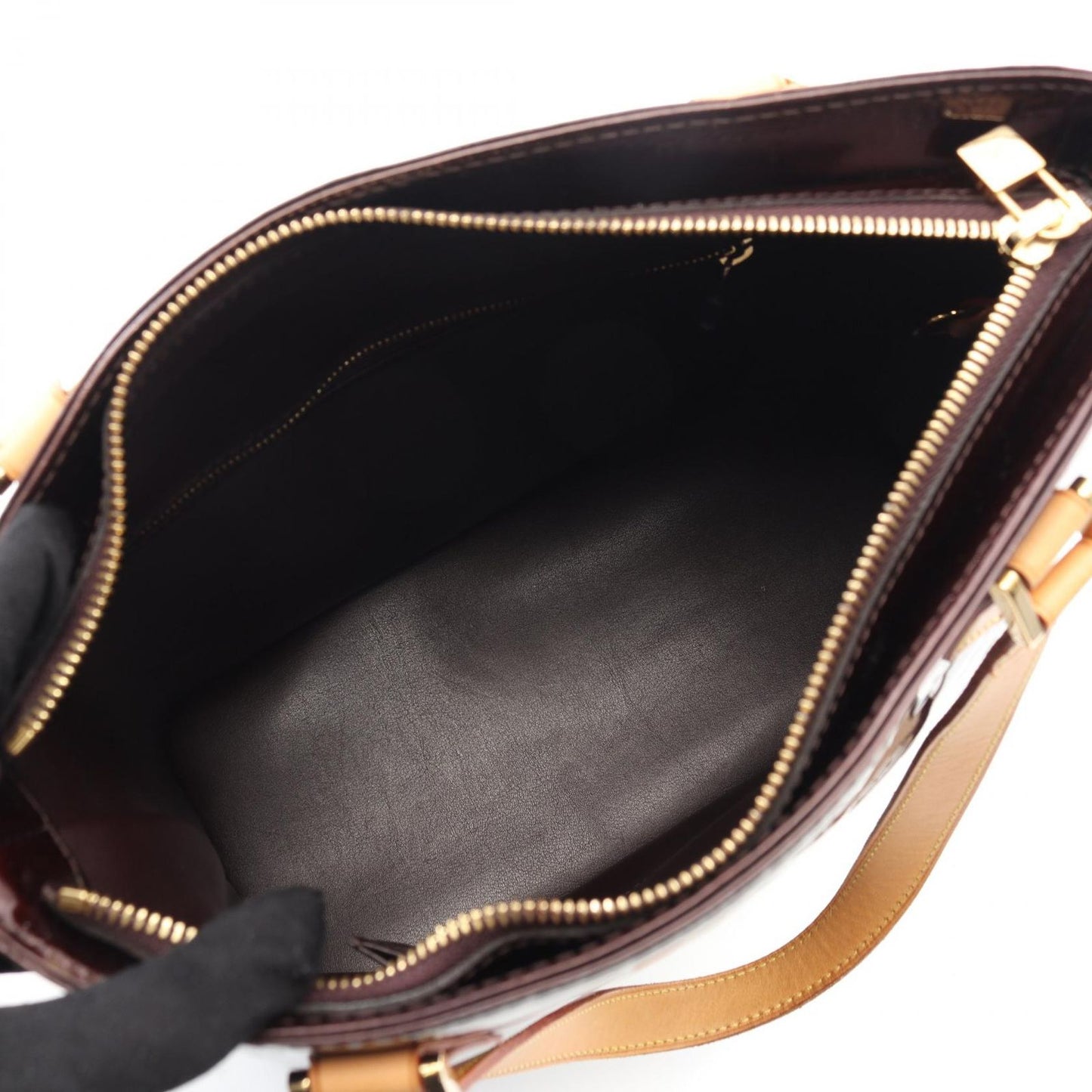 Louis Vuitton Houston Handbag in Amarante Vernis Leather