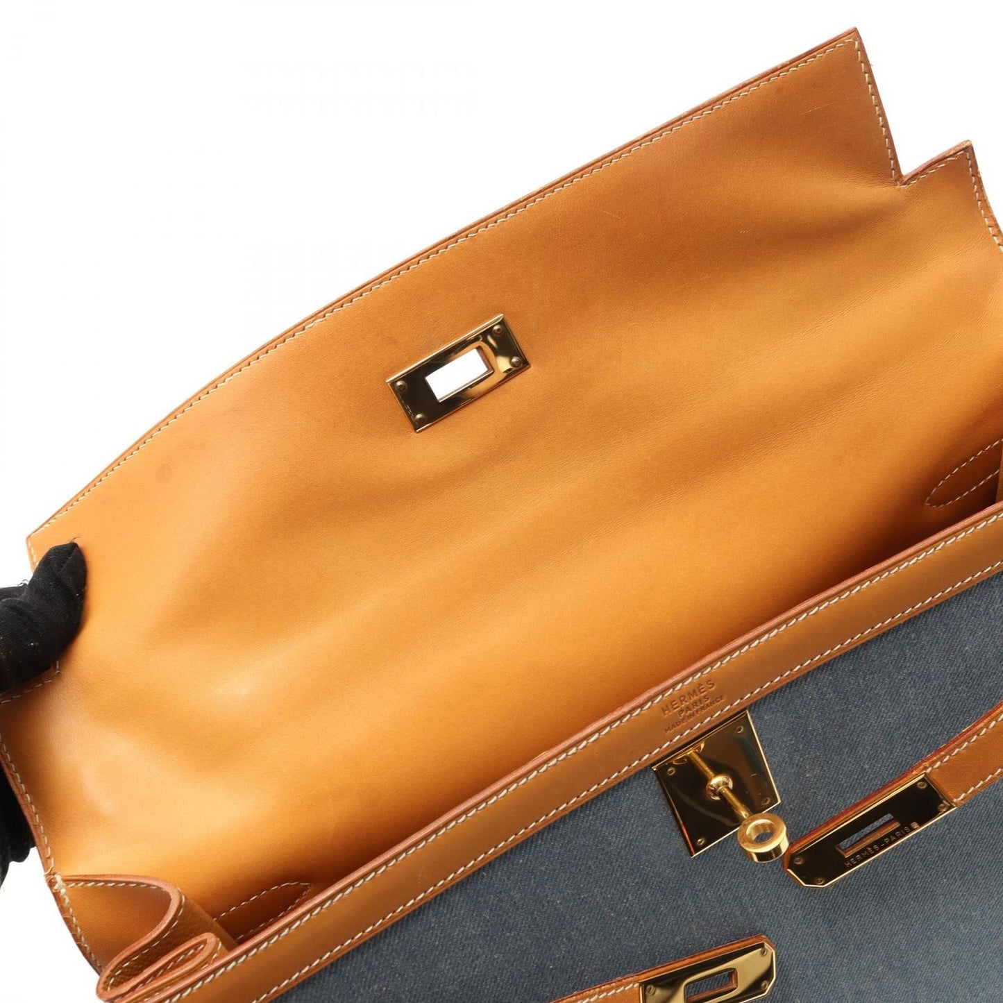 HERMES Kelly 35 Denim Blue & Natural Handbag - Timeless Elegance