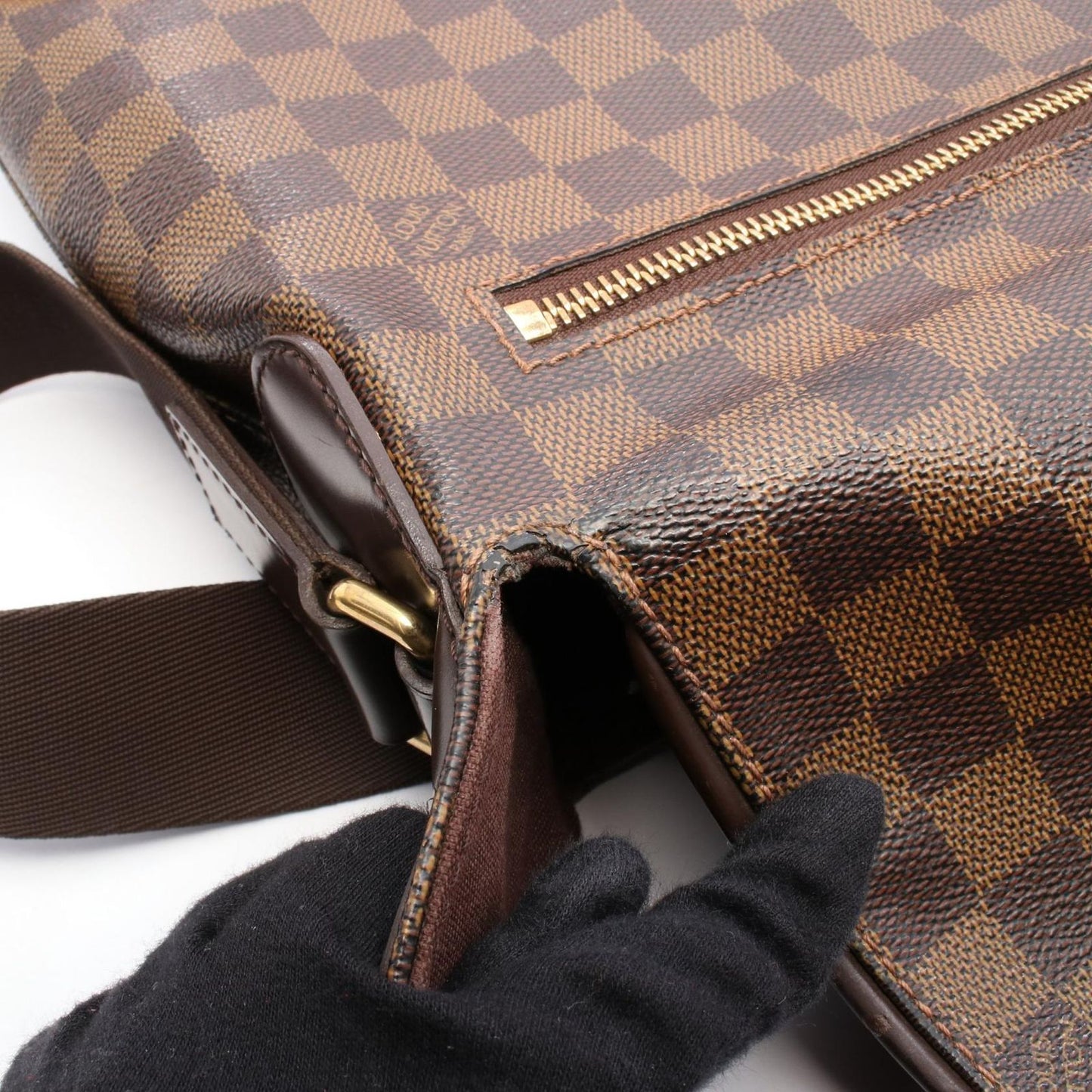 Louis Vuitton Spencer Damier Ebene Shoulder Bag - Timeless Elegance