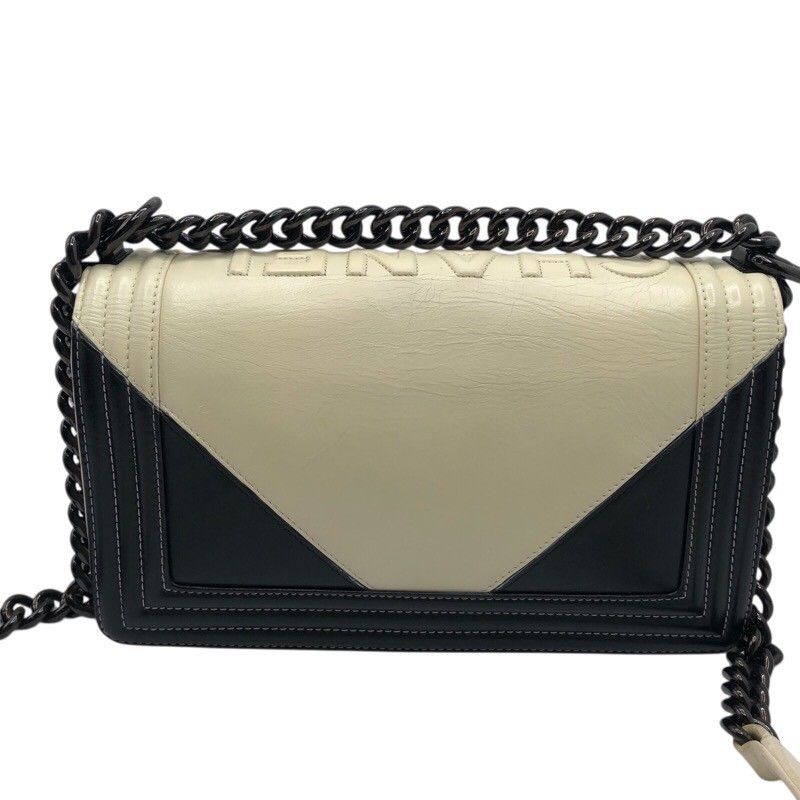 CHANEL Boy Chanel 25 Black/White Calf Leather Shoulder Bag