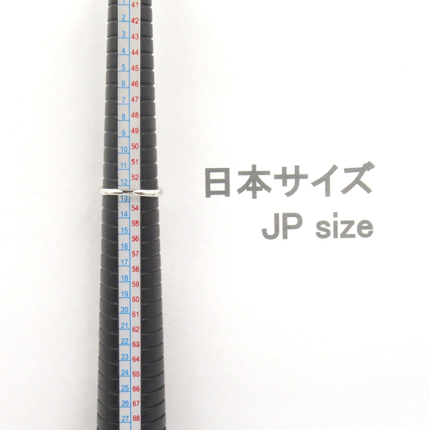 Exquisite Emerald & Diamond Ring in Platinum - A Timeless Treasure