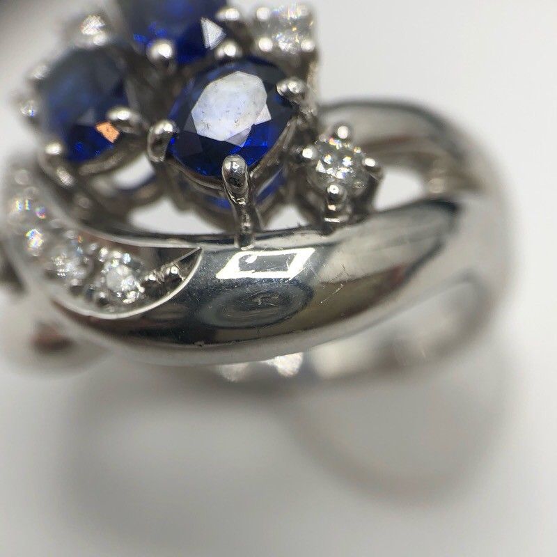 TASAKI Platinum Ring with Sapphire and Diamond - Exquisite Craftsmanship