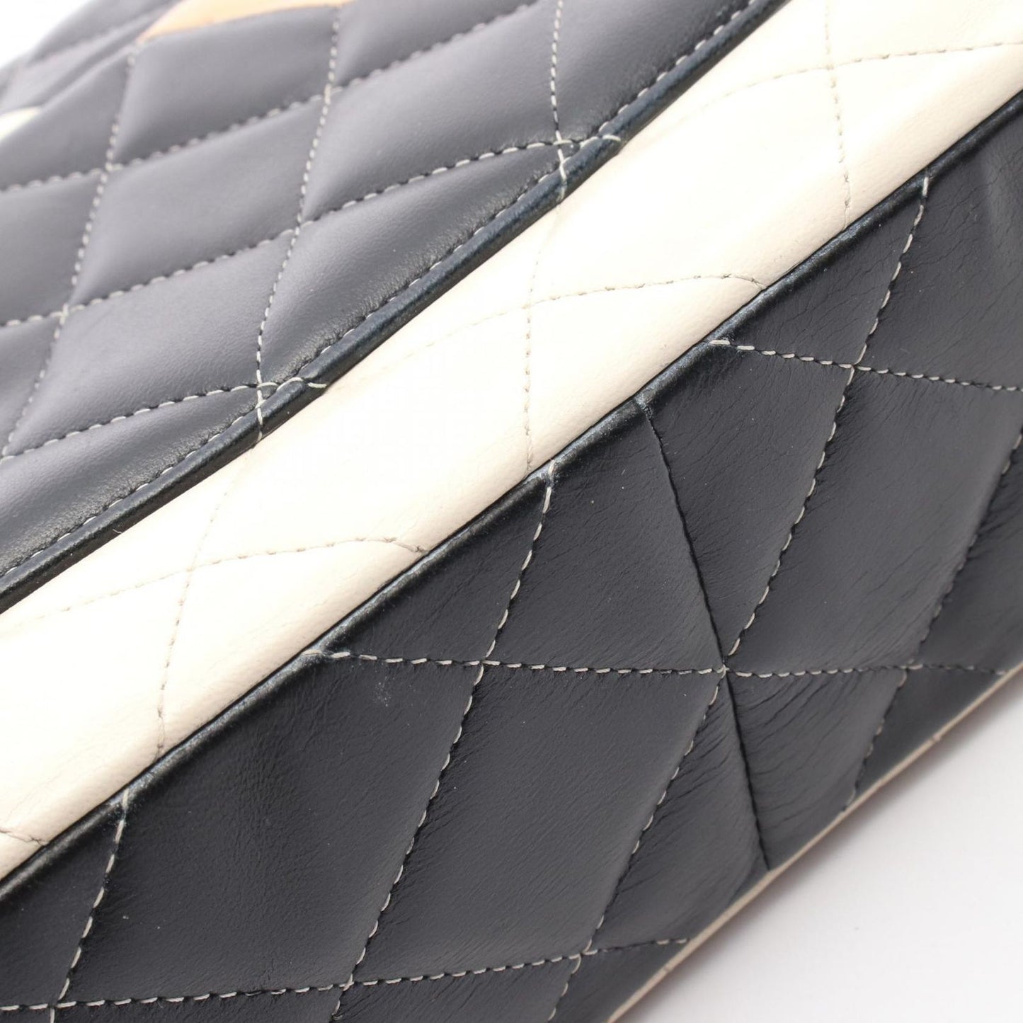 CHANEL Matelassé W Flap Shoulder Bag in Lambskin - Timeless Elegance