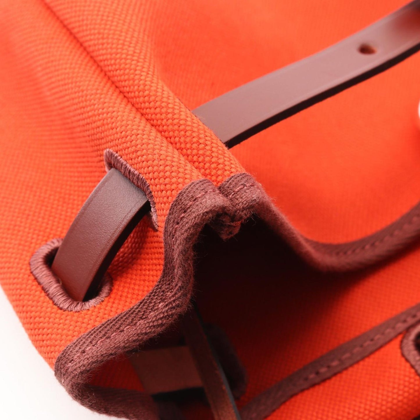 HERMES Élan Handbag in Rouge Piment & Rouge Ash - Timeless Elegance